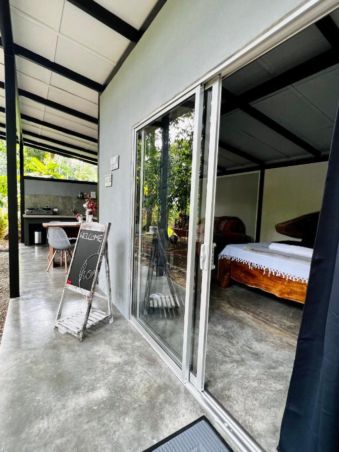 Whispering Wisdom Villa Кахуита Екстериор снимка